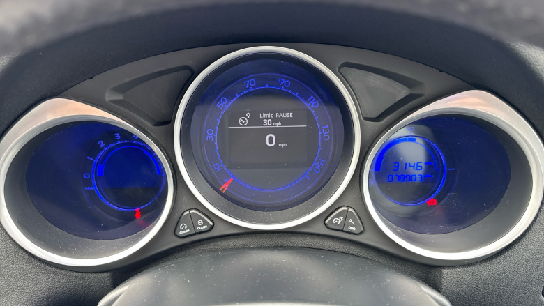 DS 4 1.6 BlueHDi Crossback 5dr Diesel Hatchback
